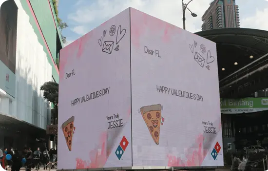dominos-ad